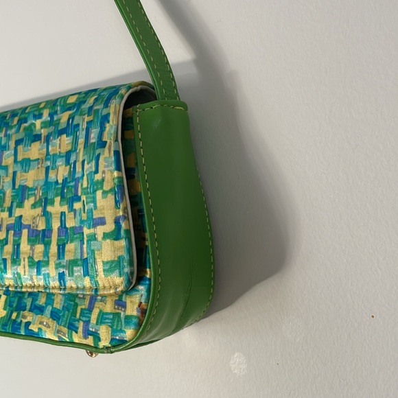 J Renee NWT purse. Scratched on the bottom see picture. - Picture 4 of 10